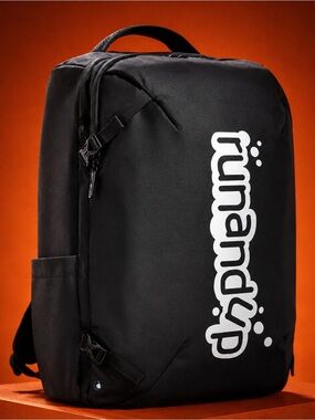 RUN AND UP 24L TRIATHLON TRANSITION BACKPACK WET DRY HELMET SPORTS BAG NEW